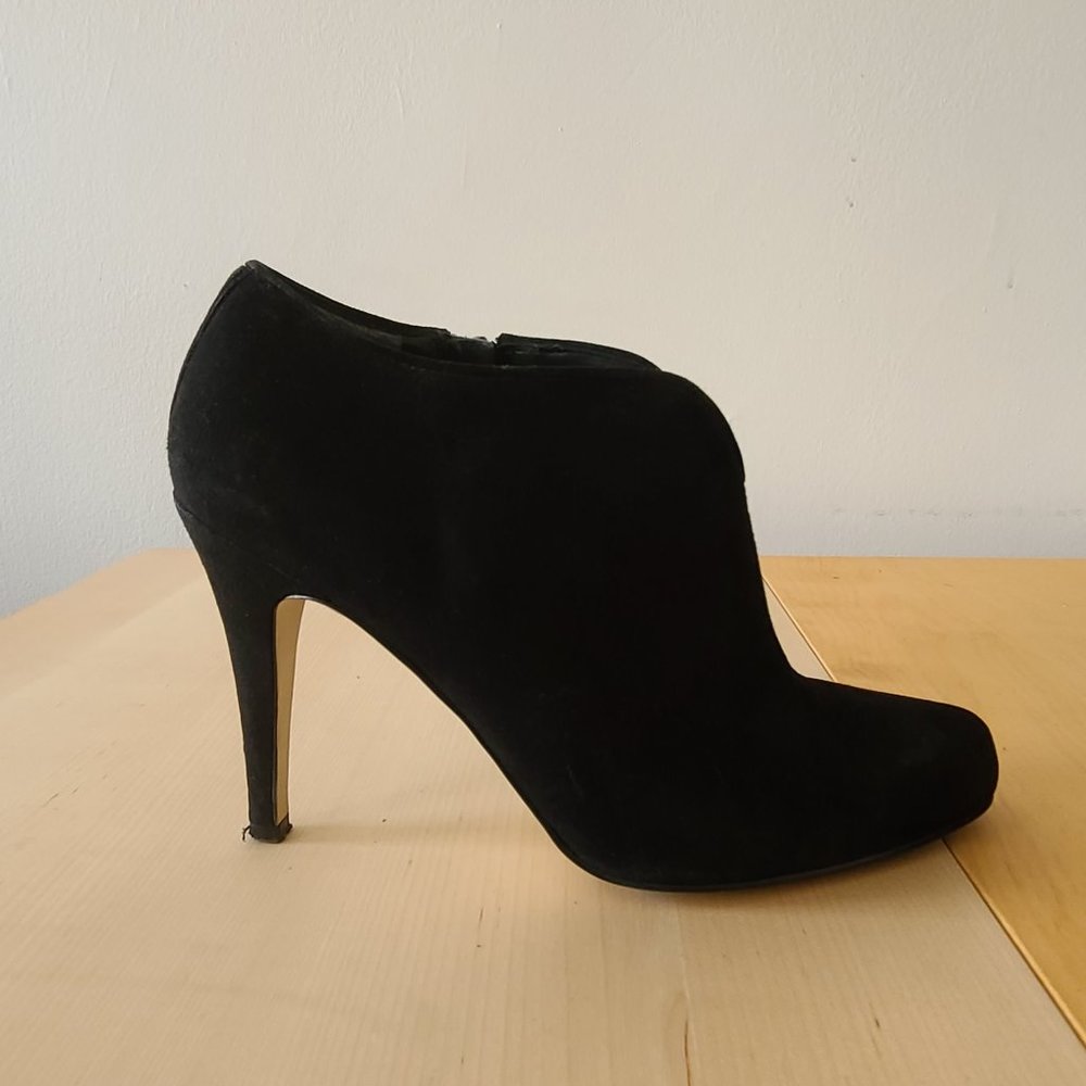 Nine West Black Suede Booties - Size 7